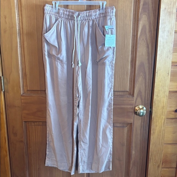 Primark Pants - Woman’s Tan Casual Pants